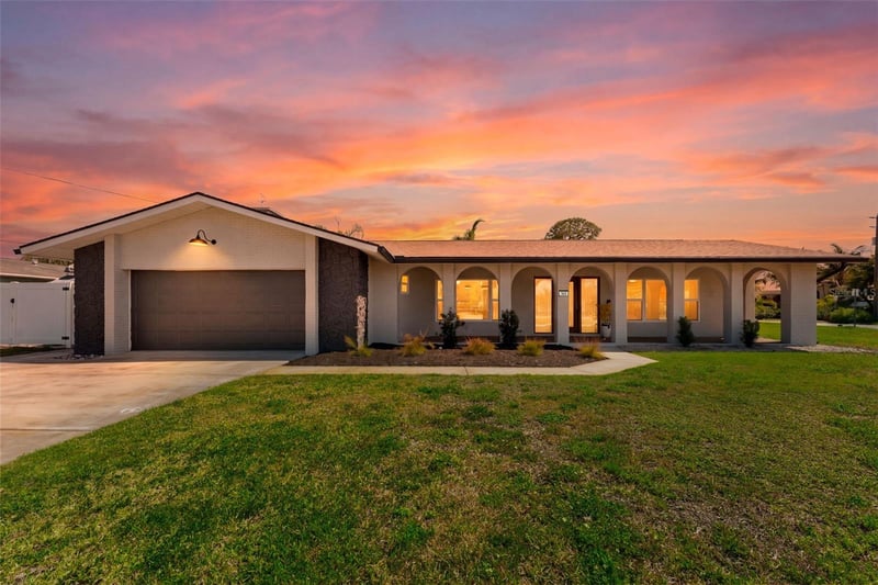 140 88th Ave, St Petersburg, FL 33702