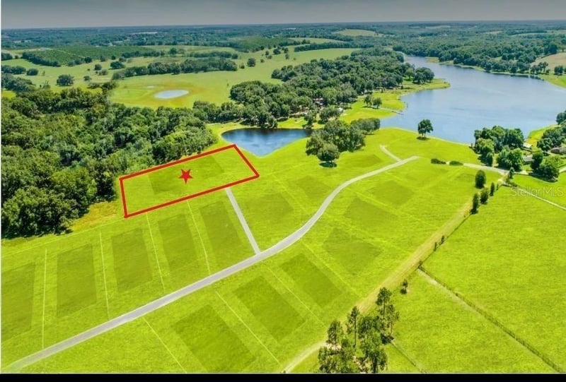 34710 Clayton Rd #14, Dade City, FL 33523