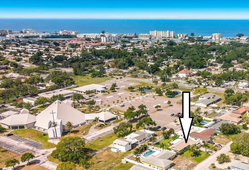 14482 110th Ter, Largo, FL 33774