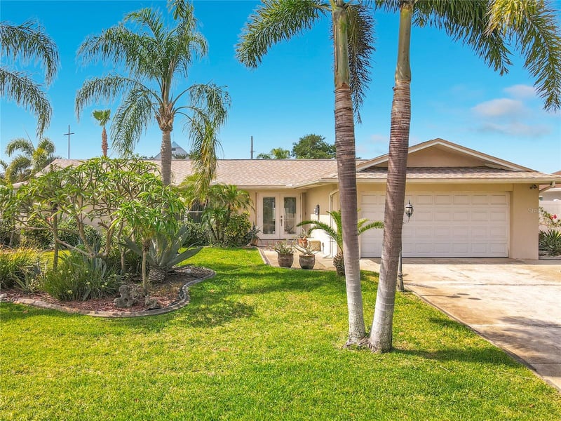 14482 110th Ter, Largo, FL 33774