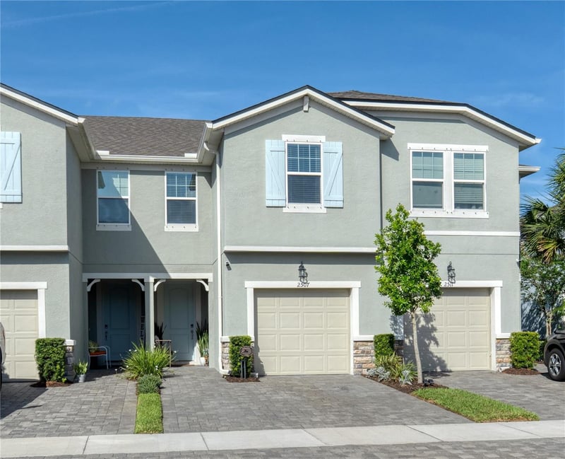 2507 Arbor Wind Dr, Lutz, FL 33558