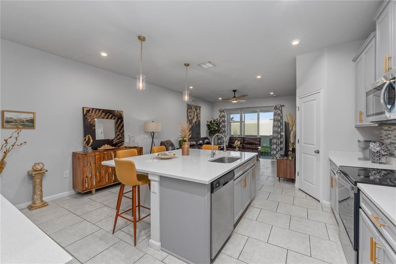 2507 Arbor Wind Dr, Lutz, FL 33558