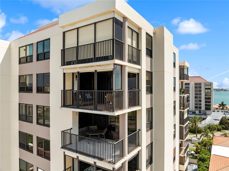 6294 Bahia Del Mar Cir #904, St Petersburg, FL 33715