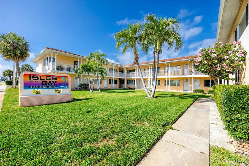 7740 Boca Ciega Dr #111, St Pete Beach, FL 33706