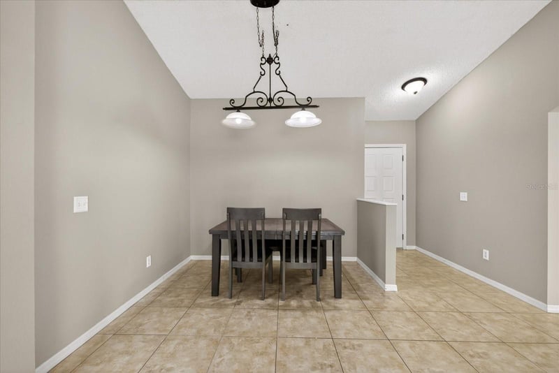 12015 Cedarfield Dr, Riverview, FL 33579