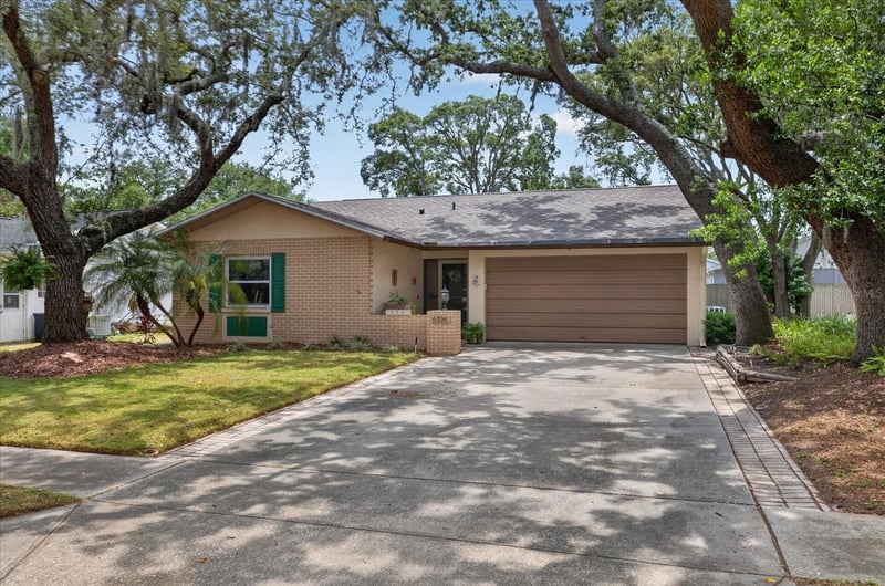 6336 Shane Ln, New Port Richey, FL 34653
