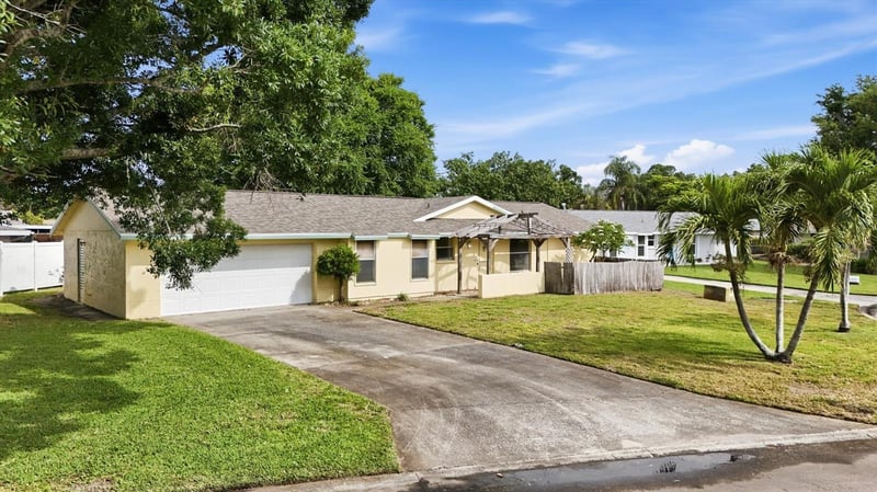 3510 62nd St, Bradenton, FL 34209