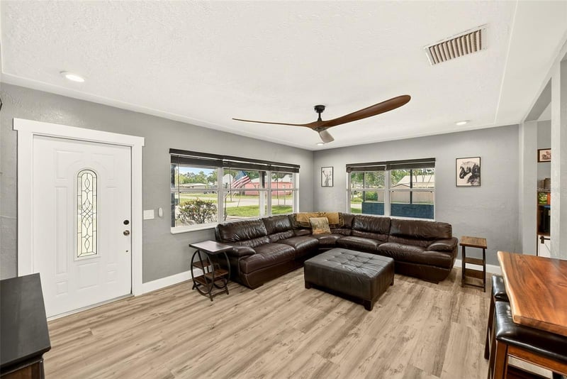4300 80th Ave, Pinellas Park, FL 33781