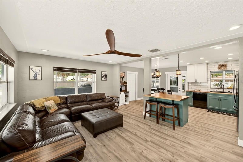 4300 80th Ave, Pinellas Park, FL 33781