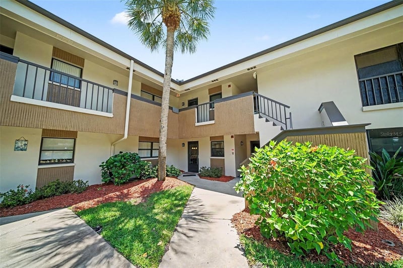 2700 Nebraska Ave #2-205, Palm Harbor, FL 34684