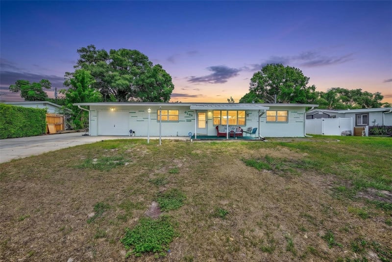 3255 57th St, St Petersburg, FL 33710
