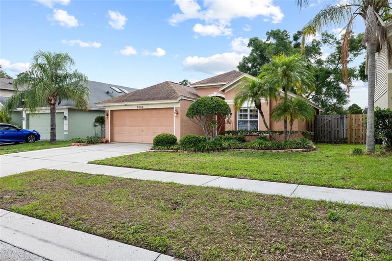 5606 Paddock Trail Dr, Tampa, FL 33624
