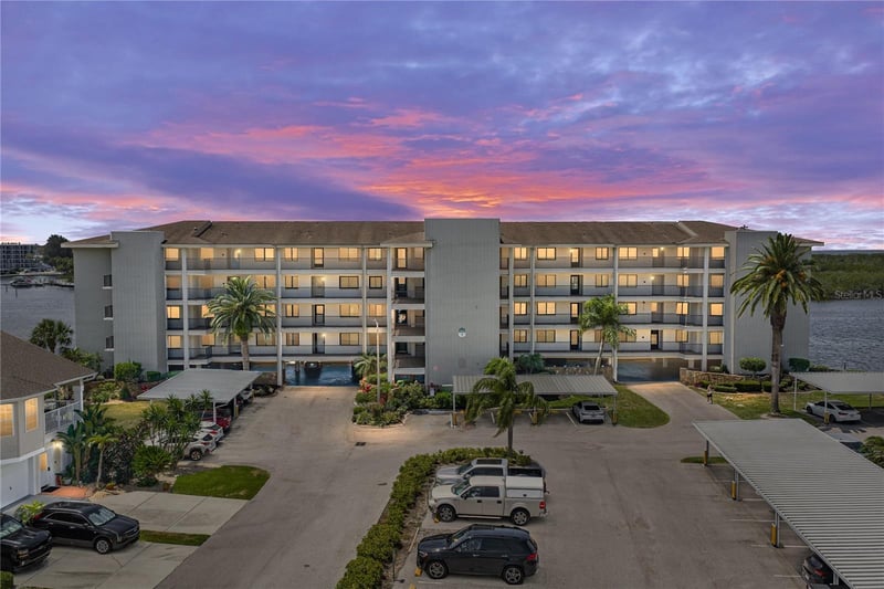 8150 Brent St #725, Port Richey, FL 34668
