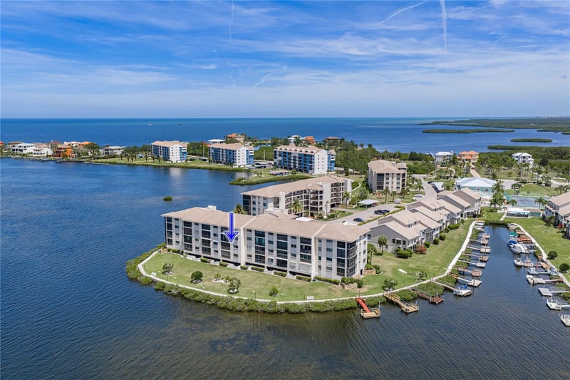8150 Brent St #725, Port Richey, FL 34668