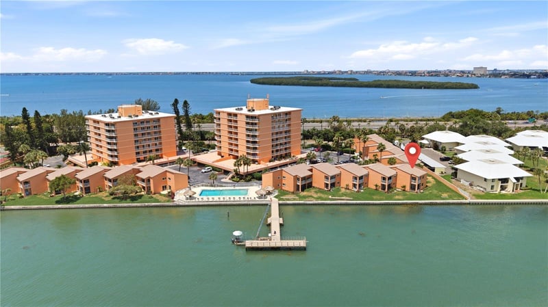 7400 Sunshine Skyway Ln #111, St Petersburg, FL 33711