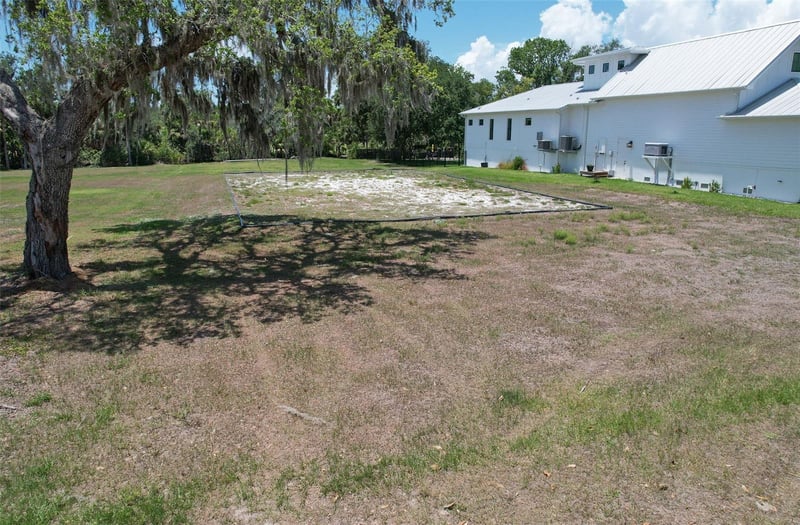 8325 Alafia Pointe Dr, Riverview, FL 33578