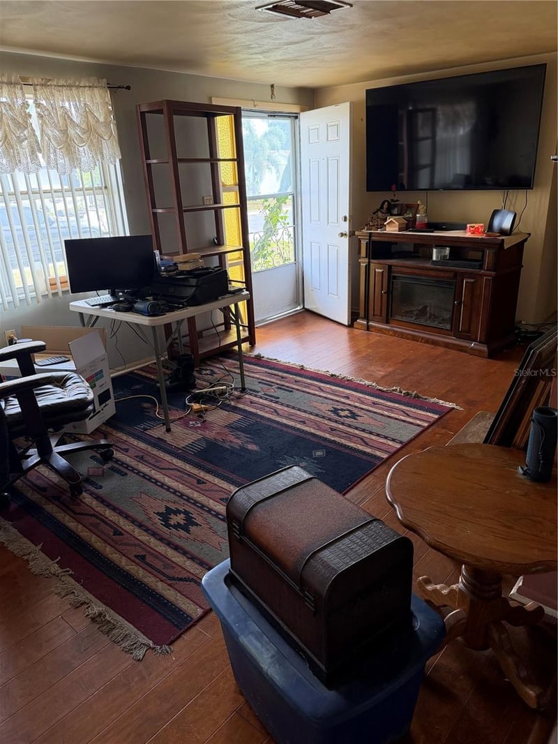 1467 Classic Dr, Holiday, FL 34691