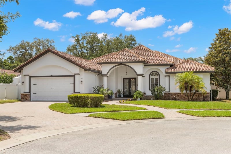 1502 River Ct, Tarpon Springs, FL 34689