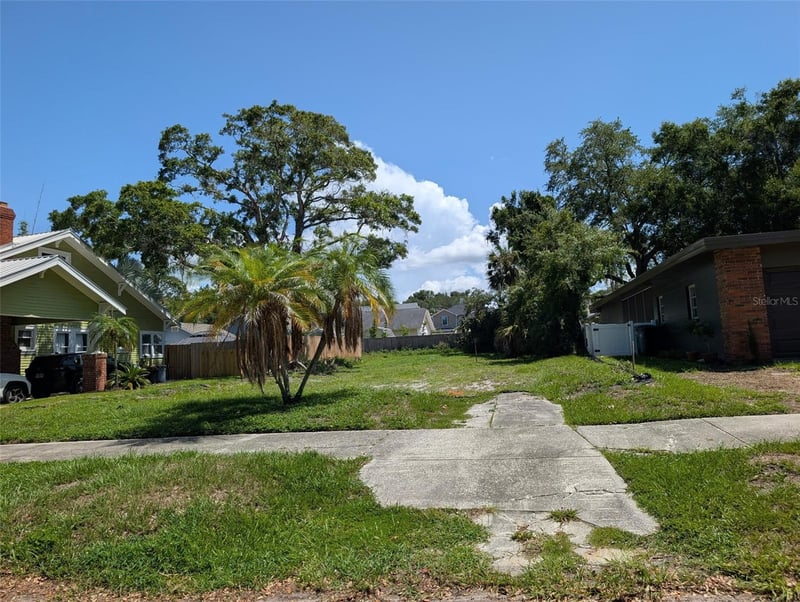 2725 N Ridgewood Ave, Tampa, FL 33602