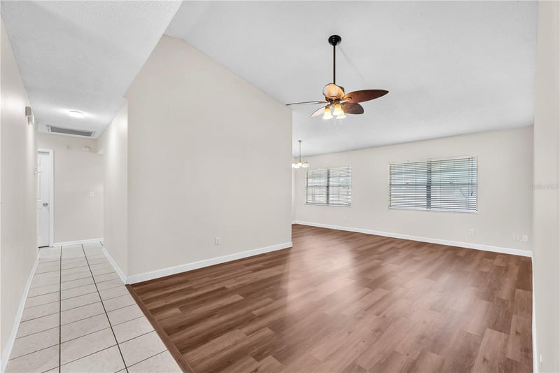 3619 Orangepointe Rd, Valrico, FL 33596
