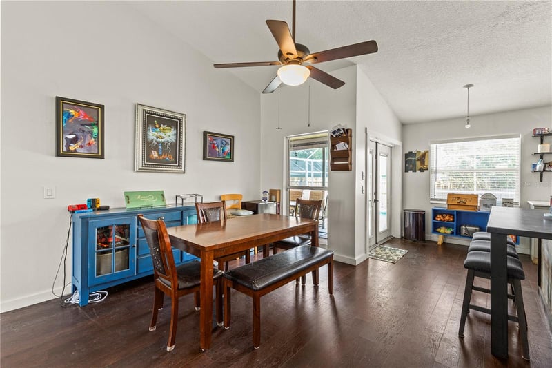 3703 31st St, Bradenton, FL 34208