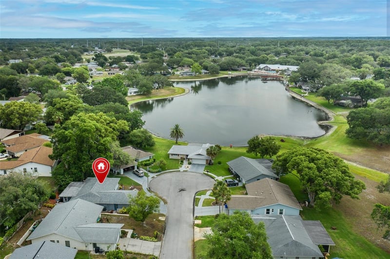 8225 San Felipe Ct, Port Richey, FL 34668
