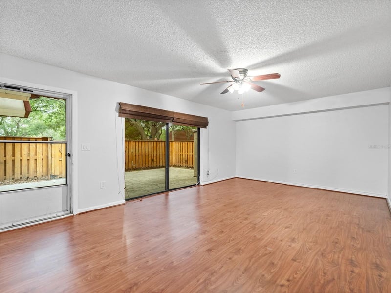 2702 4th Ct, Palm Harbor, FL 34684