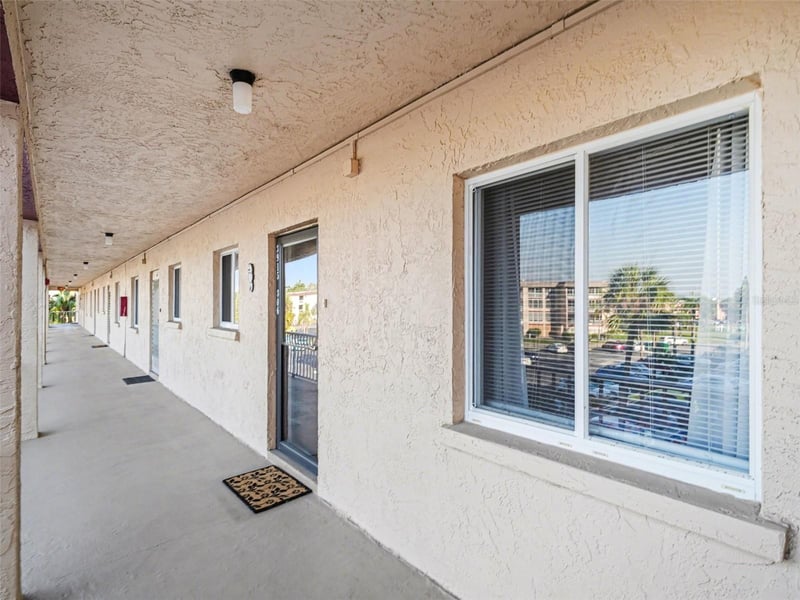 3915 Lake Bayshore Dr #306, Bradenton, FL 34205