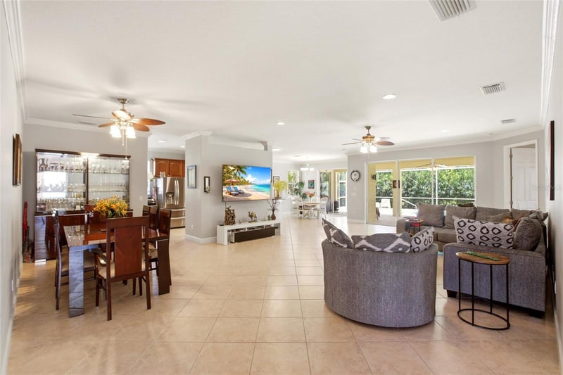 7131 67th Ter E, Bradenton, FL 34203