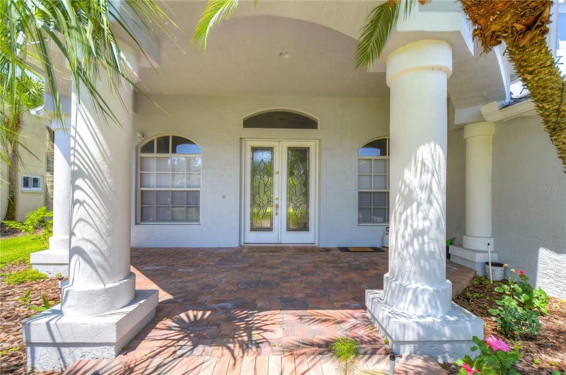 5103 Ashcrest Ct, Tampa, FL 33647