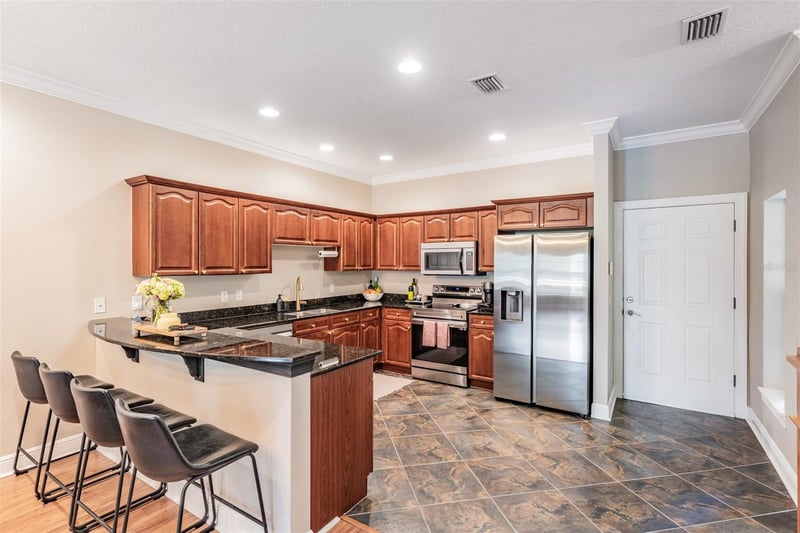415 Barcelona Dr, St Petersburg, FL 33716