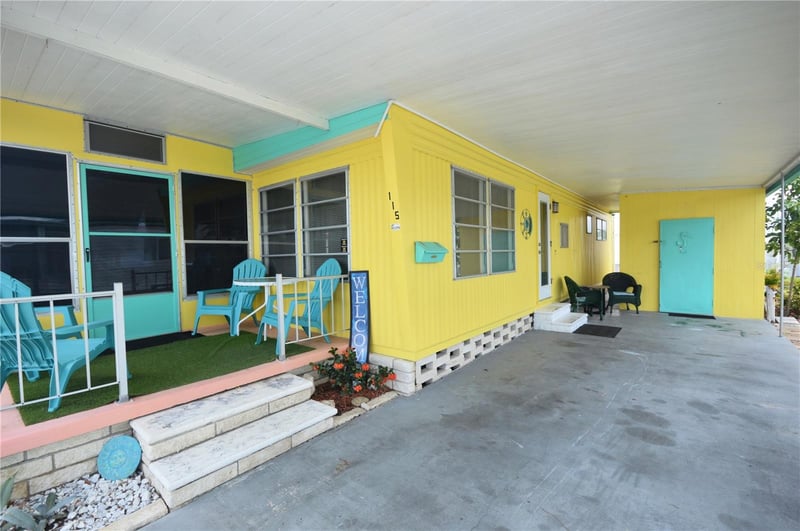 115 Rachel Dr, Tarpon Springs, FL 34689