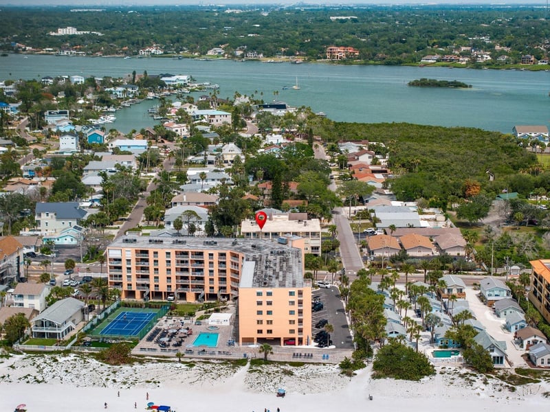1005 Gulf Blvd #10, Indian Rocks Beach, FL 33785