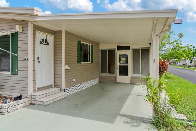 4434 Tucker Sq, New Port Richey, FL 34652