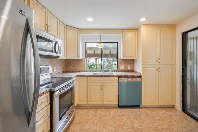 4434 Tucker Sq, New Port Richey, FL 34652
