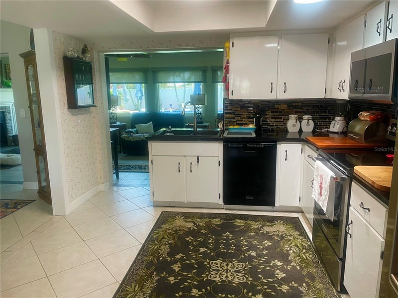7225 8th Avenue Loop, Bradenton, FL 34209
