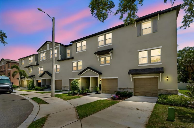 4436 Tuscan Loon Dr, Tampa, FL 33619