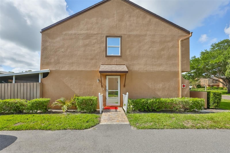 1865 Clearbrooke Dr, Clearwater, FL 33760