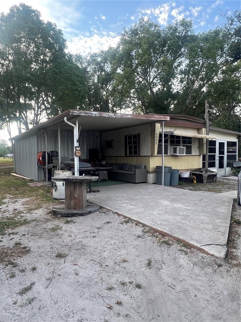 4021 Lowell Ln, Zephyrhills, FL 33541