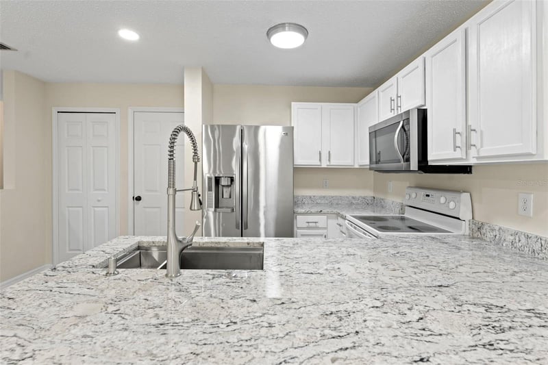 8421 Edgewater Place Blvd, Tampa, FL 33615