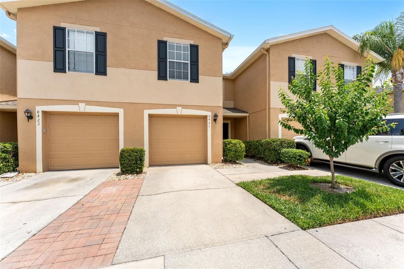 8421 Edgewater Place Blvd, Tampa, FL 33615