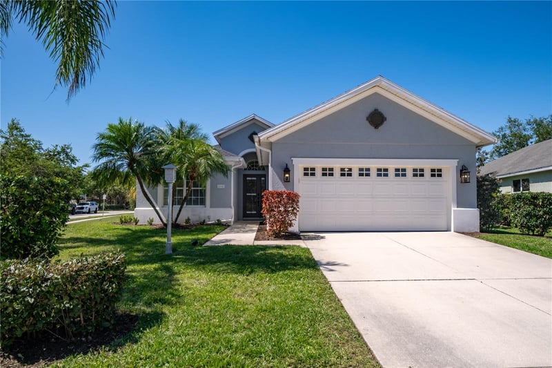 5546 Whitehead St, Bradenton, FL 34203