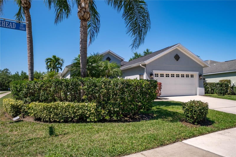 5546 Whitehead St, Bradenton, FL 34203