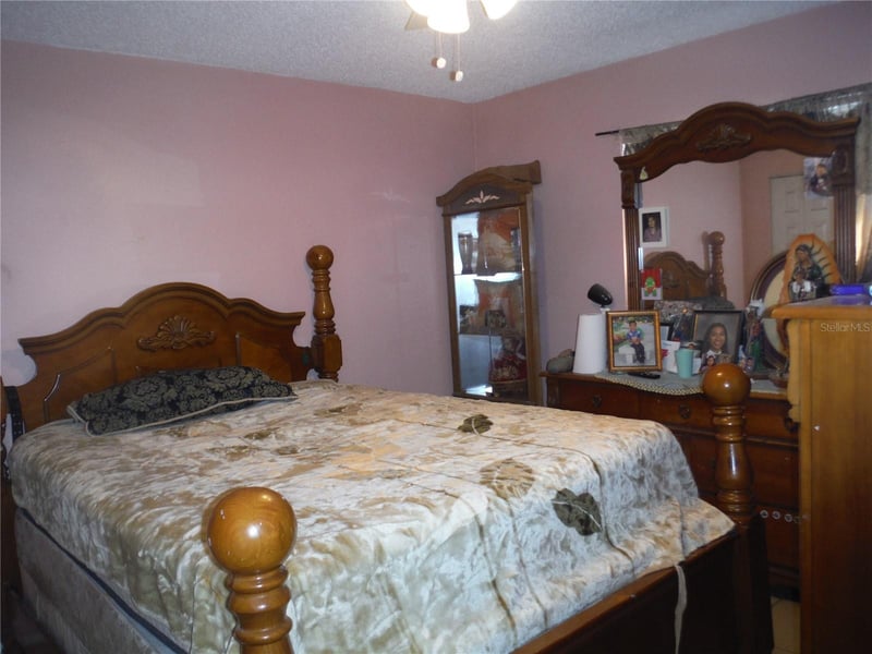 3122 Green Acres Ave, Largo, FL 33771