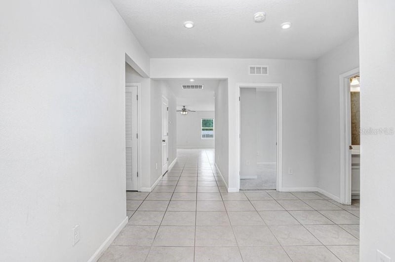 10677 Gliding Eagle Way, Land O Lakes, FL 34638