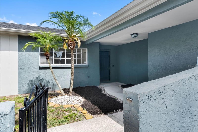 2037 Citrus Hill Ln, Palm Harbor, FL 34683