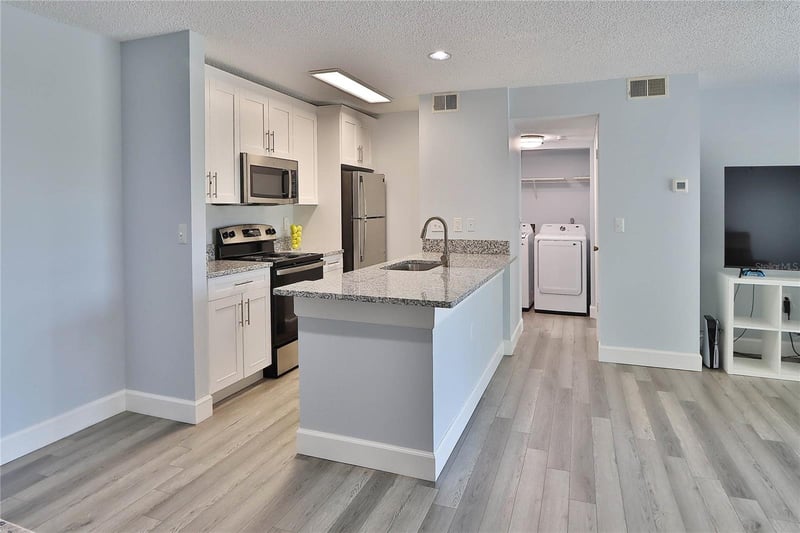 10028 Strafford Oak Ct #712, Tampa, FL 33624