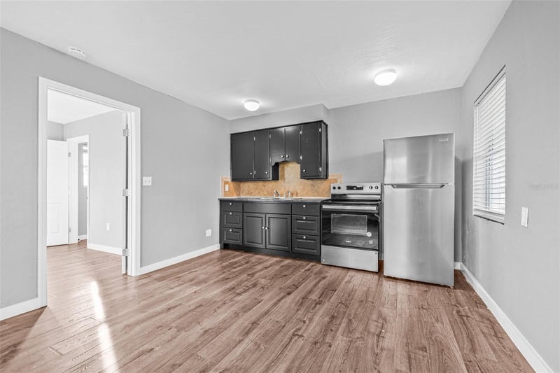 30 Lynn Way, Madeira Beach, FL 33708