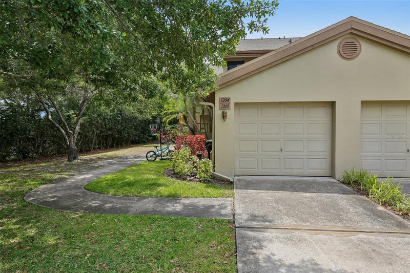 3058 Landmark Blvd #1204, Palm Harbor, FL 34684