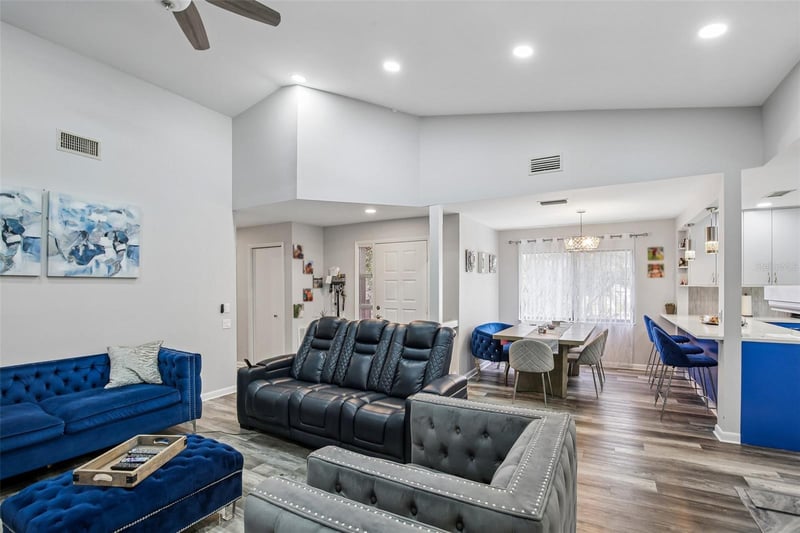 3058 Landmark Blvd #1204, Palm Harbor, FL 34684